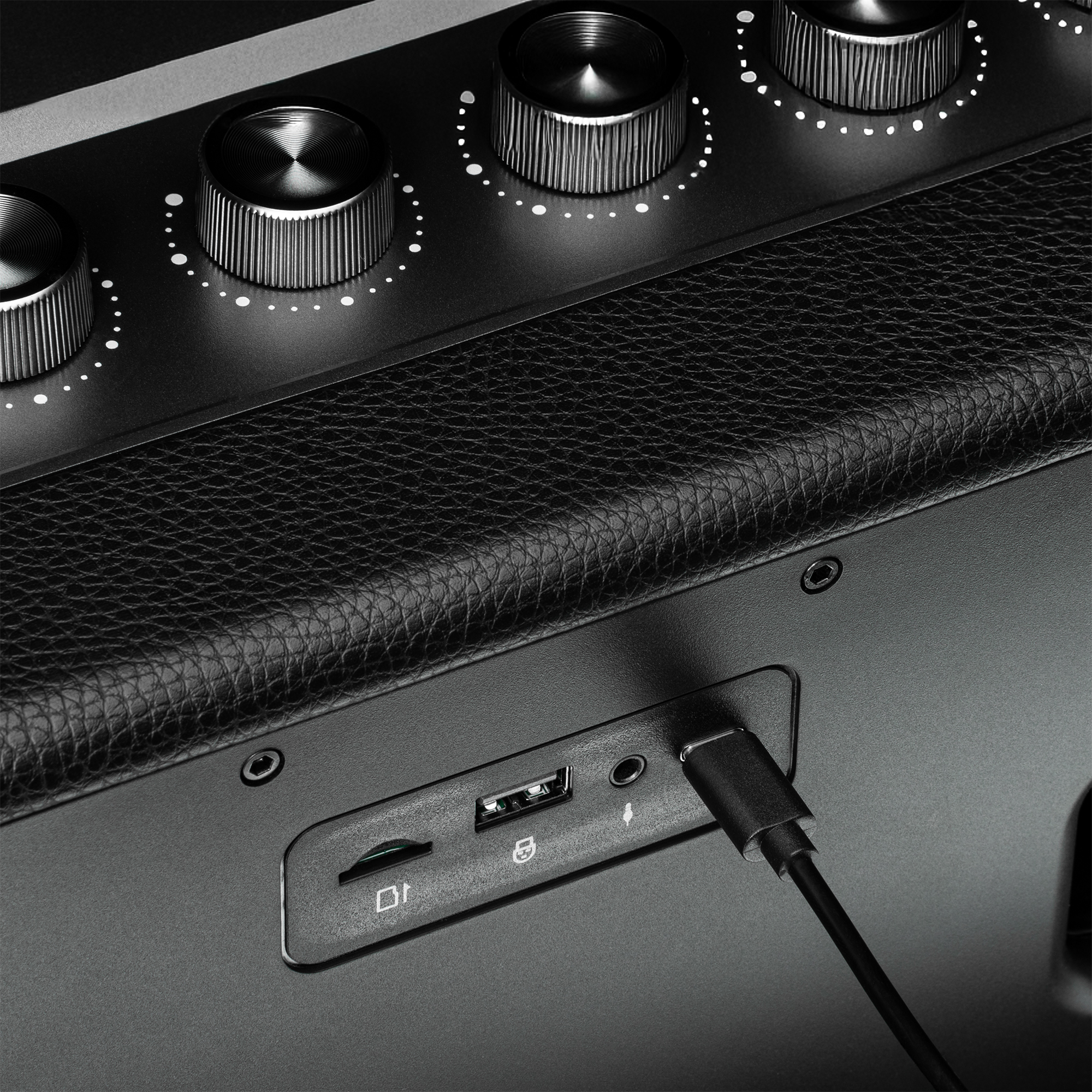 <strong>Ugyanolyan könnyen csatlakozik, mint az emberek a koncerten</strong>