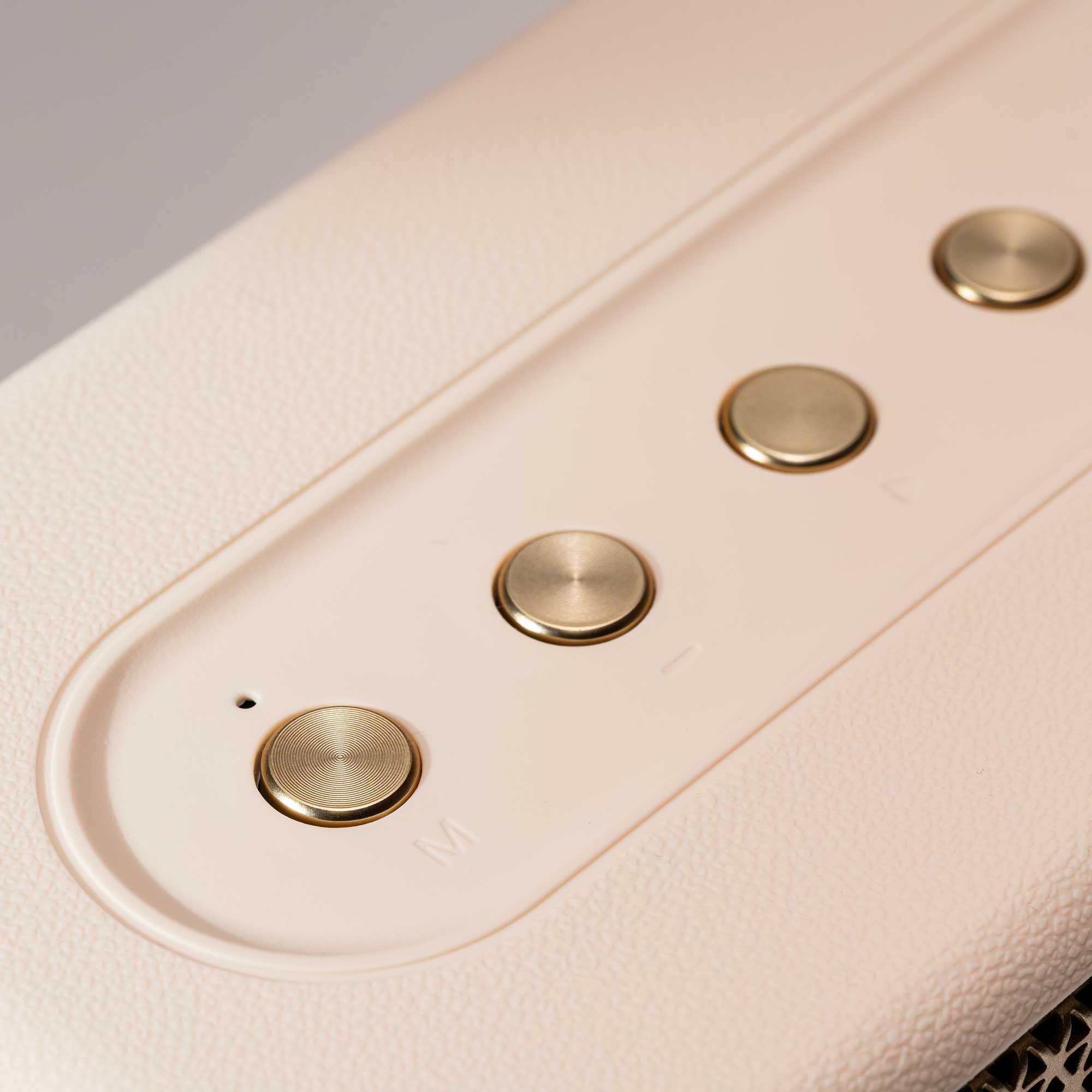 <strong>Bluetooth, kábel és a lelkek kapcsolata</strong>